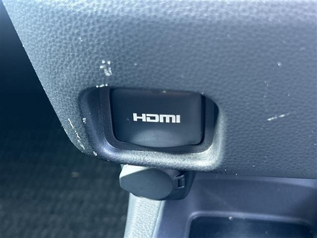 Toyota NOAH 2022 8239330-2