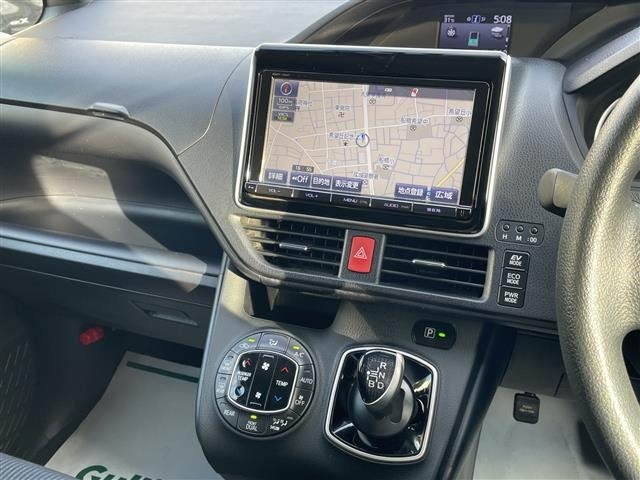 Toyota NOAH 2014 8239351-10