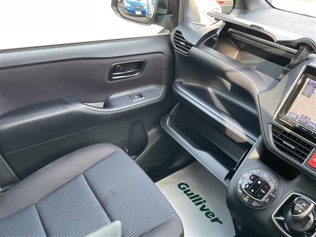 Toyota NOAH 2014 8239351-12