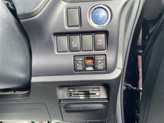 Toyota NOAH 2014 8239351-16