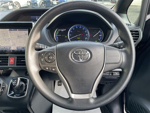 Toyota NOAH 2014 8239351-20