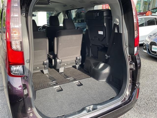 Toyota NOAH 2014 8239351-7