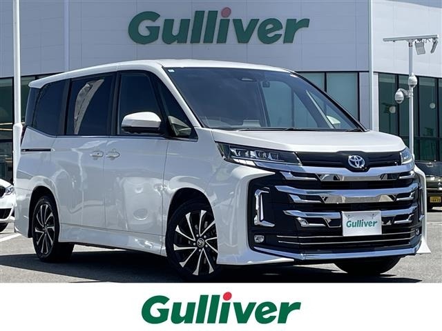 Toyota NOAH 2022 8239375-0
