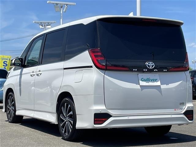 Toyota NOAH 2022 8239375-14