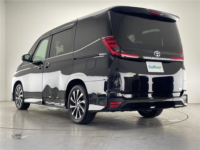Toyota NOAH 2023 8239404-13