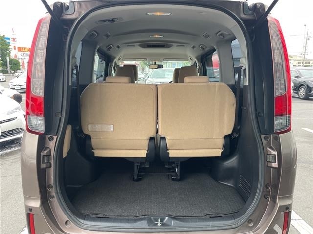 Toyota NOAH 2014 8239408-12