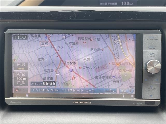 Toyota NOAH 2014 8239408-17