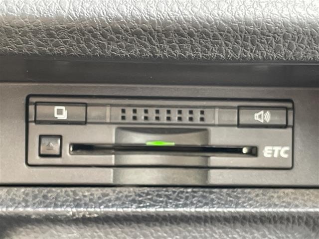 Toyota NOAH 2014 8239408-21