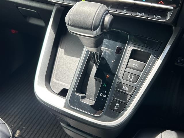 Toyota NOAH 2023 8239425-12