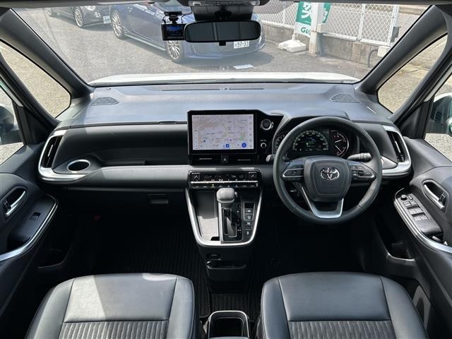 Toyota NOAH 2023 8239425-15