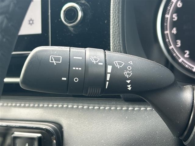 Toyota NOAH 2023 8239425-7