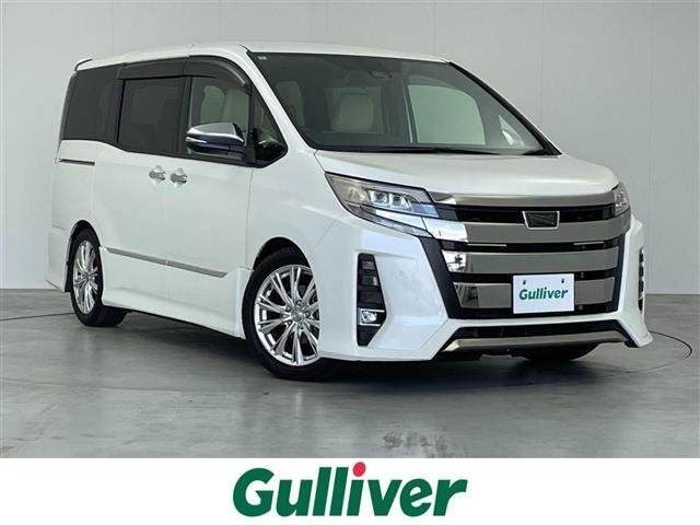 Toyota NOAH 2020 8239426-0