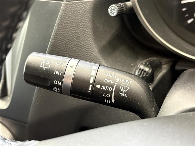Mazda PREMACY 2011 8244177-9