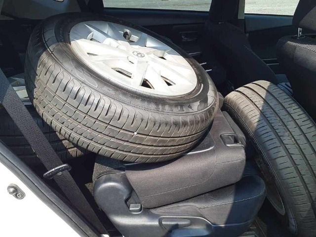Toyota PRIUS 2016 8243493-10