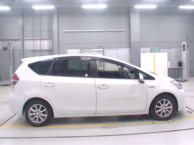 Toyota PRIUS 2016 8243493-3