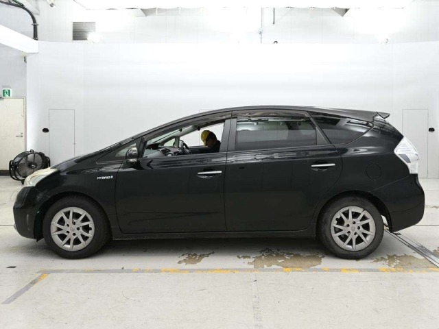 Toyota PRIUS 2014 8243514-4