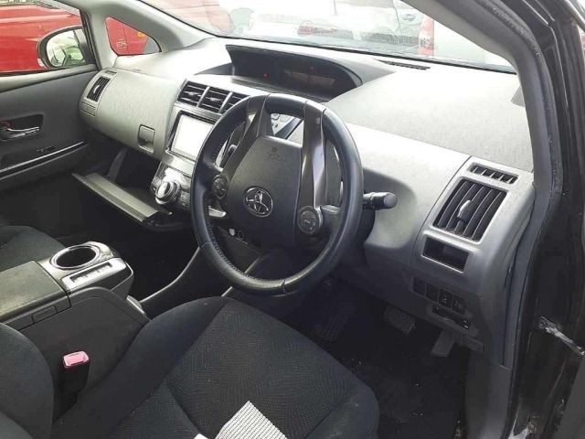 Toyota PRIUS 2014 8243514-9