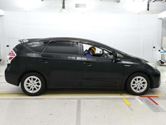 Toyota PRIUS 2016 8243522-3