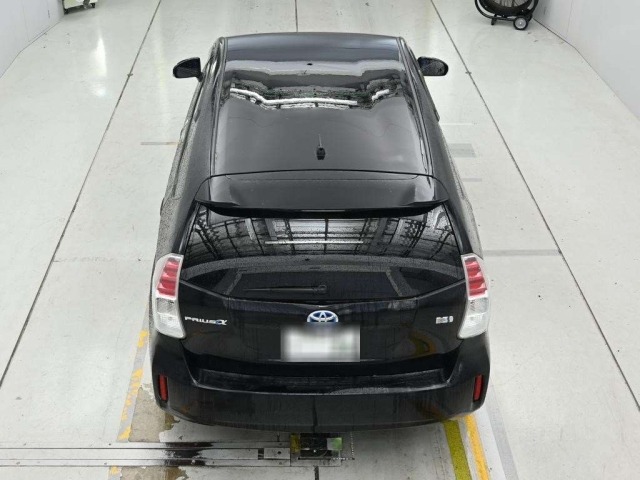 Toyota PRIUS 2016 8243522-8