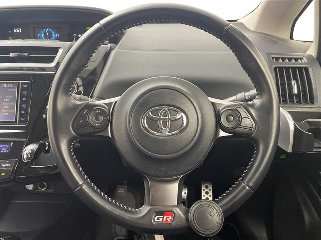 Toyota PRIUS 2019 8243704-19