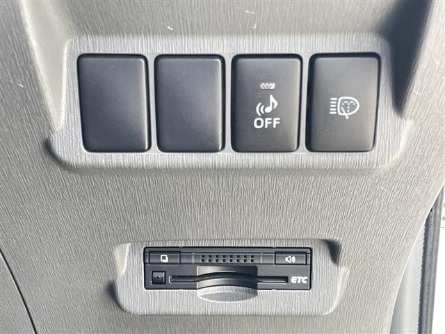 Toyota PRIUS 2014 8243714-20