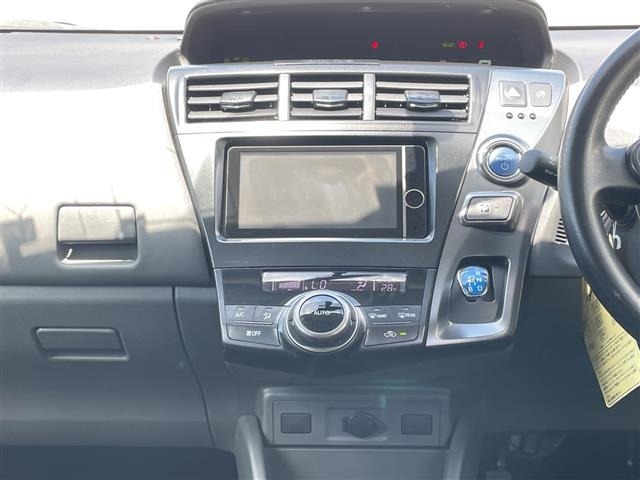 Toyota PRIUS 2014 8243714-21