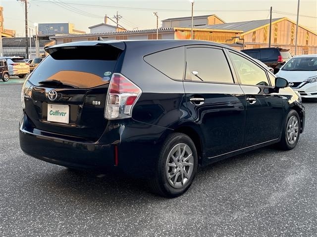 Toyota PRIUS 2018 8243715-1