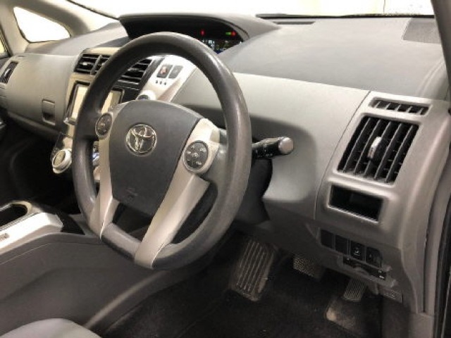 Toyota PRIUS 2013 8243717-5