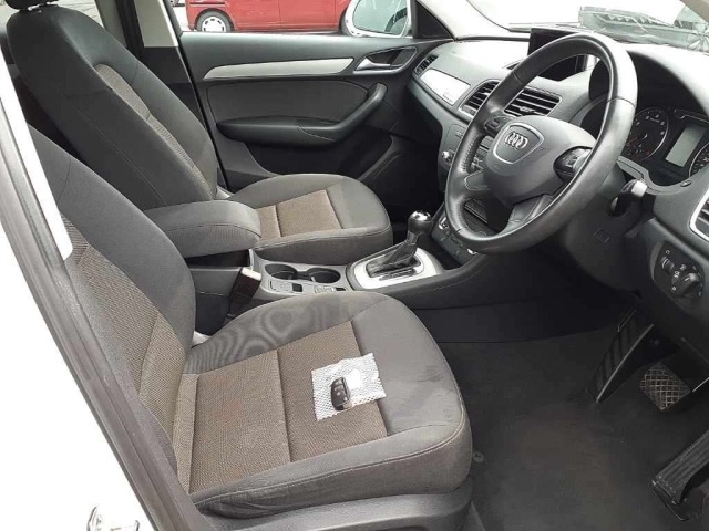 Audi Q3 2013 8243952-8