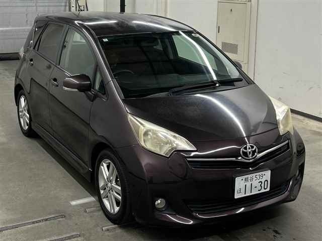 Toyota RACTIS 2010 8243994-0