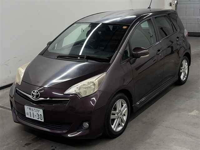 Toyota RACTIS 2010 8243994-4