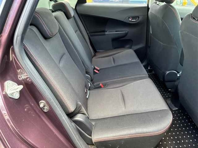 Toyota RACTIS 2010 8243994-8