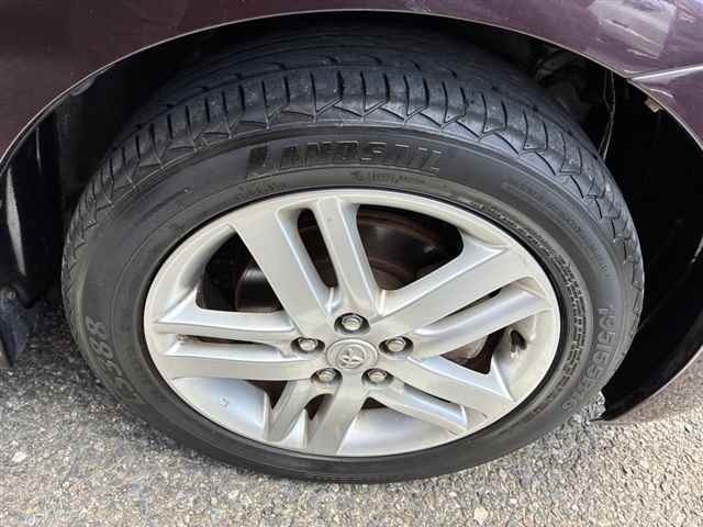 Toyota RACTIS 2010 8243994-9