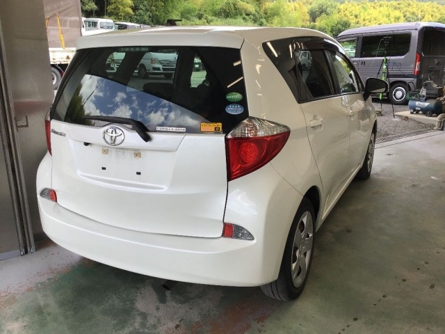 Toyota RACTIS 2013 8243996-4