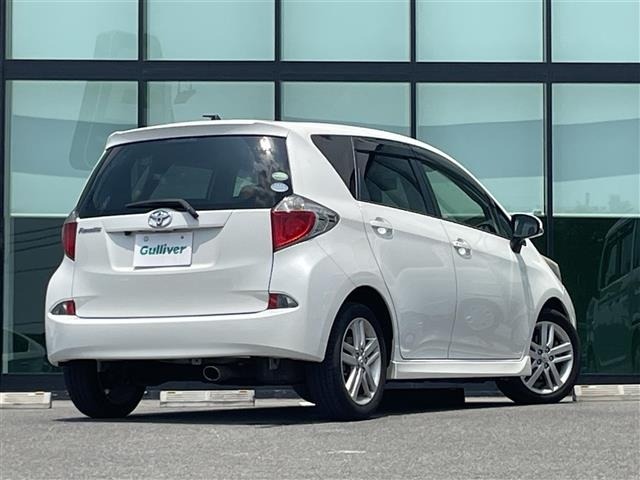 Toyota RACTIS 2012 8243998-20
