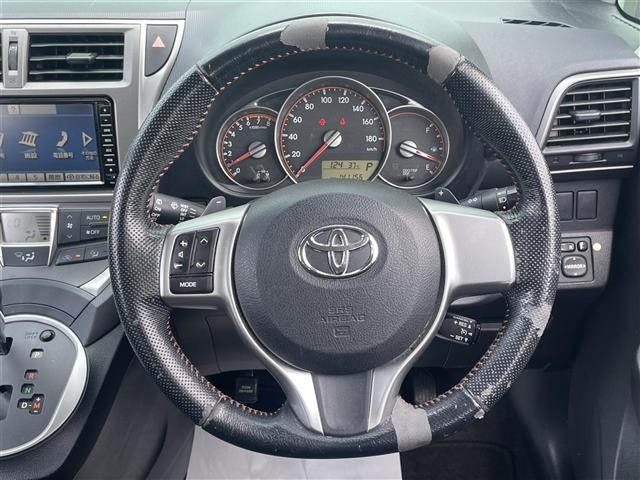Toyota RACTIS 2012 8243998-21
