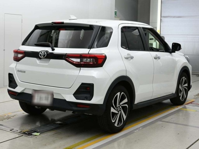 Toyota RAIZE 2023 8240015-1