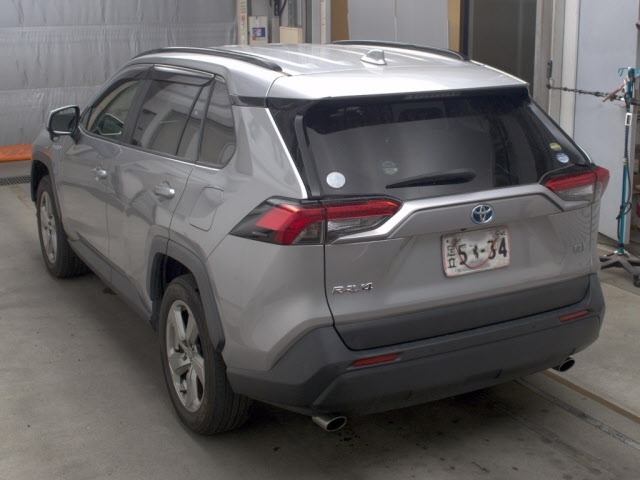 Toyota RAV4 2020 8243372-1