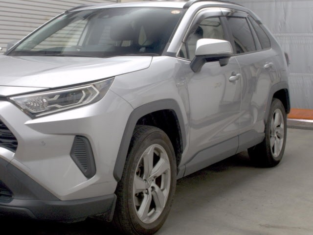 Toyota RAV4 2020 8243372-4
