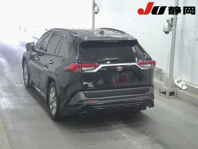 Toyota RAV4 2020 8243381-1
