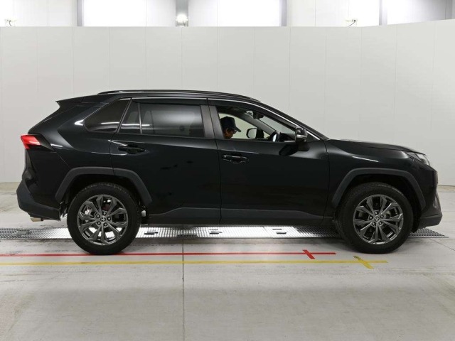 Toyota RAV4 2023 8243384-3