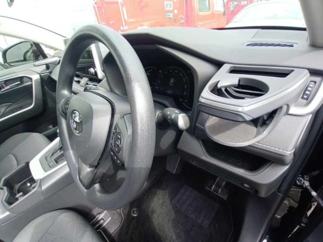 Toyota RAV4 2023 8243384-9
