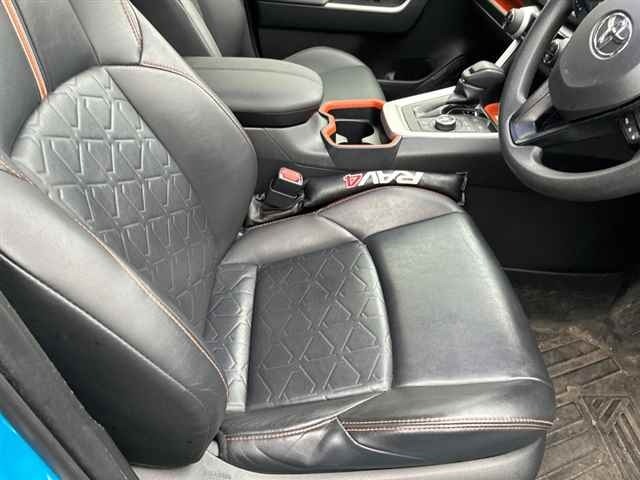 Toyota RAV4 2019 8243390-7