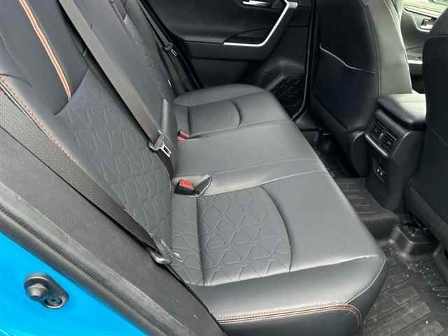 Toyota RAV4 2019 8243390-8