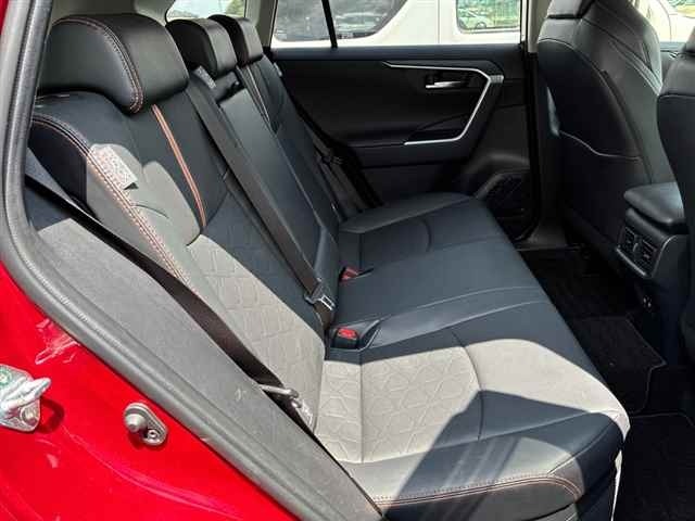 Toyota RAV4 2022 8243391-8