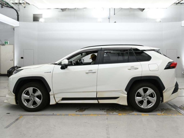 Toyota RAV4 2019 8243401-4