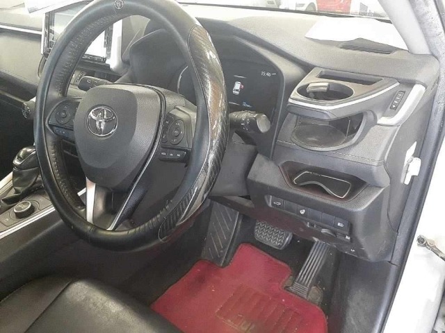 Toyota RAV4 2019 8243401-9