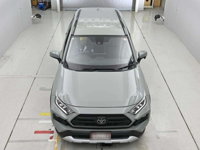 Toyota RAV4 2023 8243402-7