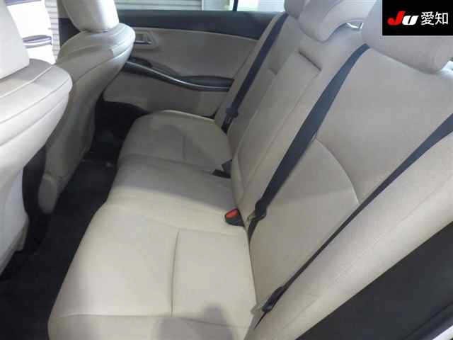 Toyota SAI 2013 8244044-4