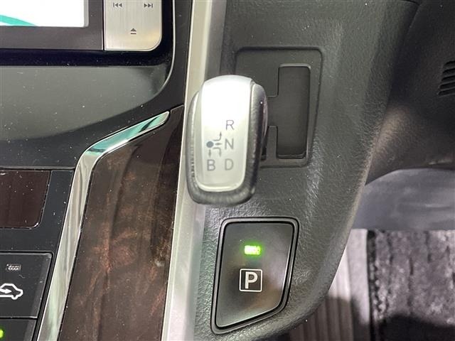 Toyota SAI 2015 8244059-12